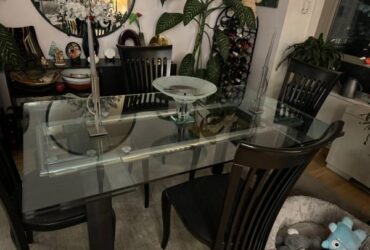 Beautiful Glass Dining Room Table and Chairs (Upper West Side)