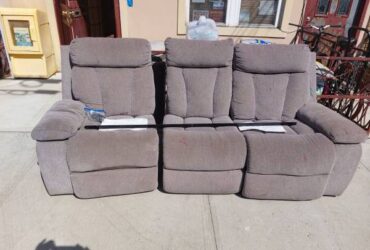 Free sofa wirh recliner (Brooklyn Bensonhurst/bath beach)