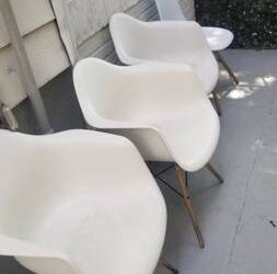 Free Chairs (Brooklyn)