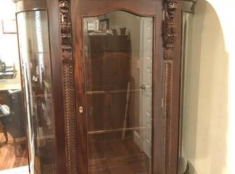 Free China Cabinet (Kissimmee)