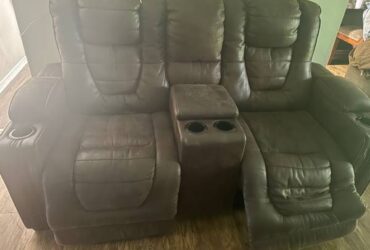 Free Couches (College Park)