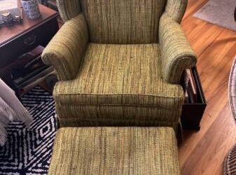 Vintage upholstered project chair (Cheshire Bridge Rd)
