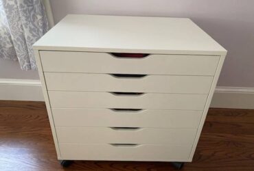 Ikea drawer unit (Bay Ridge) NY