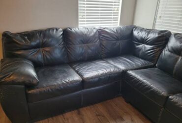Faux leather sleeper sofa (SAINT CLOUD)